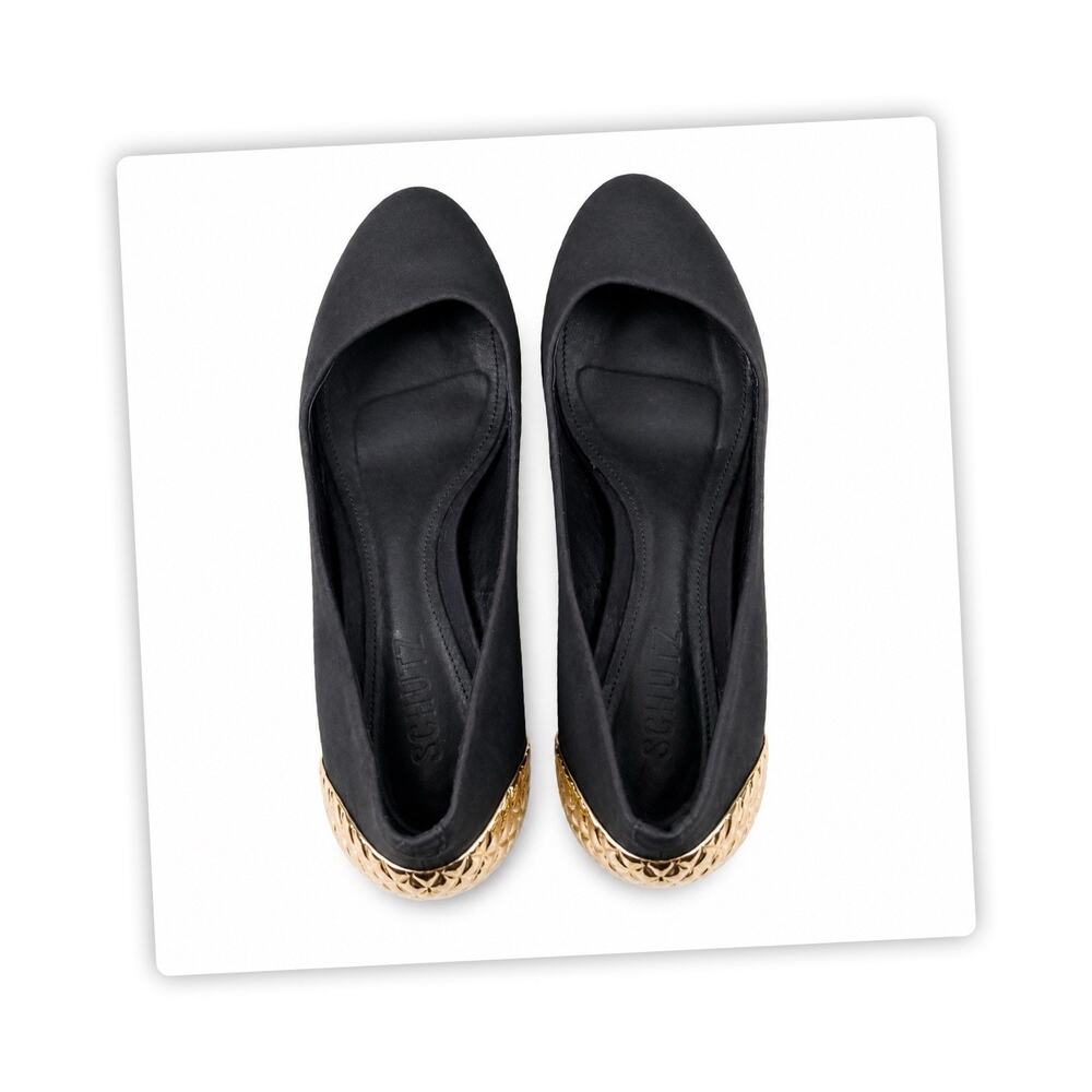 Schutz Black Leather Wedge Heels Gold Accent Womens Pumps Size 7B